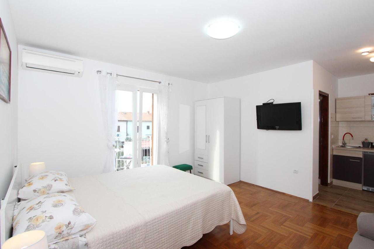 Apartment Gabriel Rovinj Exterior photo
